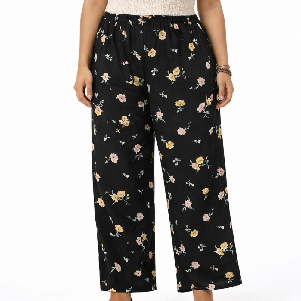 H&M Black Floral Wide Leg Casual Bottoms